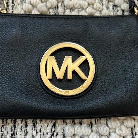 🖤 Michael Kors Wristlet | Mini Bag | Purse | Black Leather | Gold Emblem - Picture 3 of 12